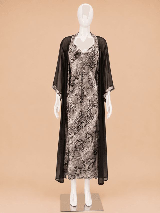 Lola Robe Set